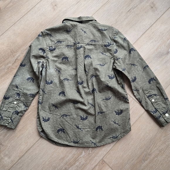 Red Black 1/4 Zip Pullover & Olive Green Dino Print Button Down Dress Shirt EUC - Picture 16 of 17